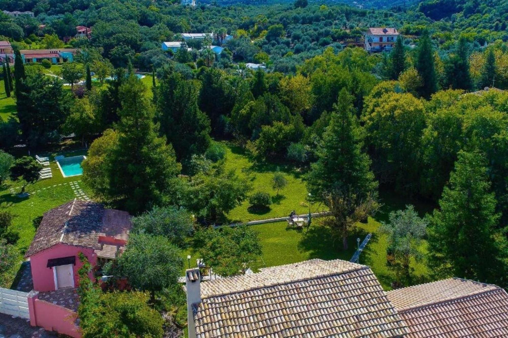 Вілла Secret Garden House - Private Garden With Pool Ахараві Екстер'єр фото